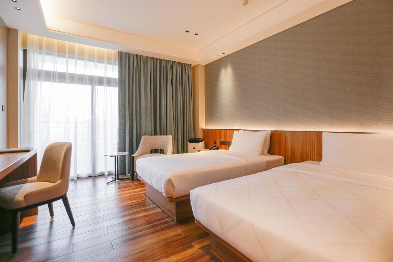 Hotel Casiana & Events Center Tagaytay Managed By Hii Tagaytay City Dış mekan fotoğraf